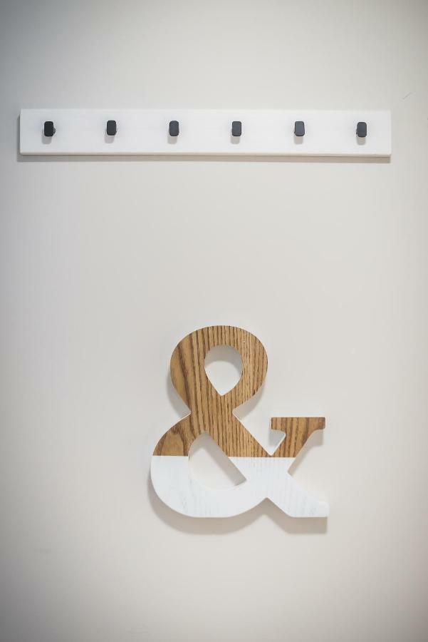 "Sunbow Earth"- Boutique New Apt In Dowtown Atenas Exterior foto