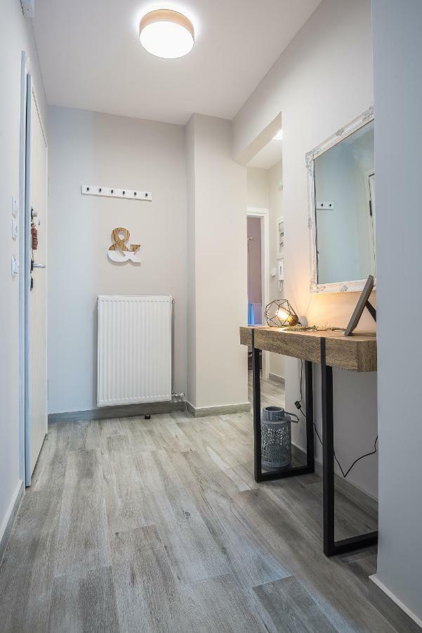 "Sunbow Earth"- Boutique New Apt In Dowtown Atenas Exterior foto